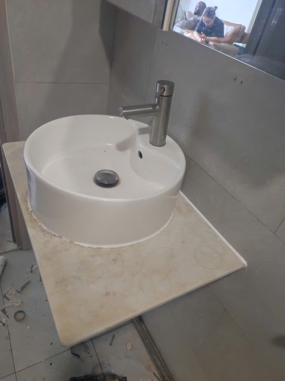 Lắp đặt và gia cố bồn rửa mặt chắc chắn tại TPHCM tại TPHCM