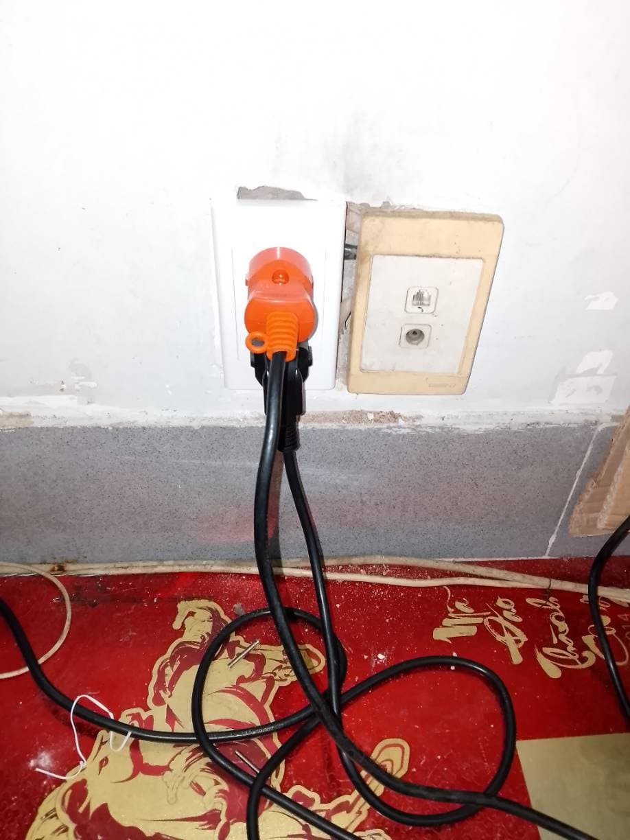 Sau khi hoàn thành sửa ổ cắm điện Cheng Li tại TPHCM — thợ Bùi Văn An