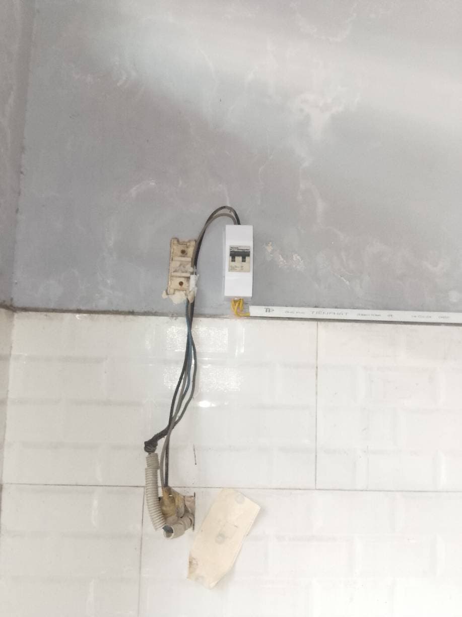 Kết quả Thay thế CB Schneider và đi ống bảo vệ dây điện Bình Tân tại Bình Tân — thợ Trương Công Việt Trân