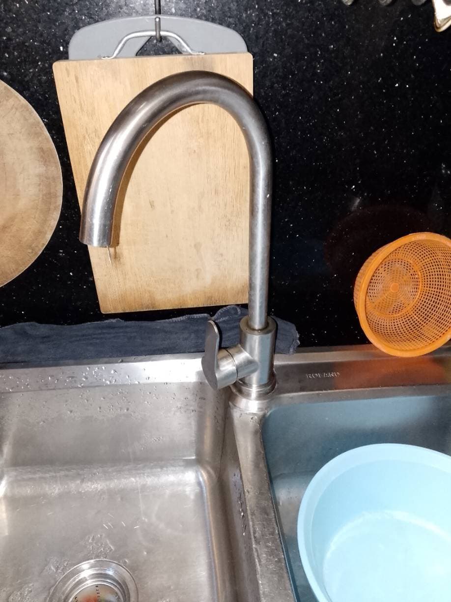 Trước khi sửa: Thay vòi nước bồn rửa chén inox 304 tại TPHCM tại TPHCM