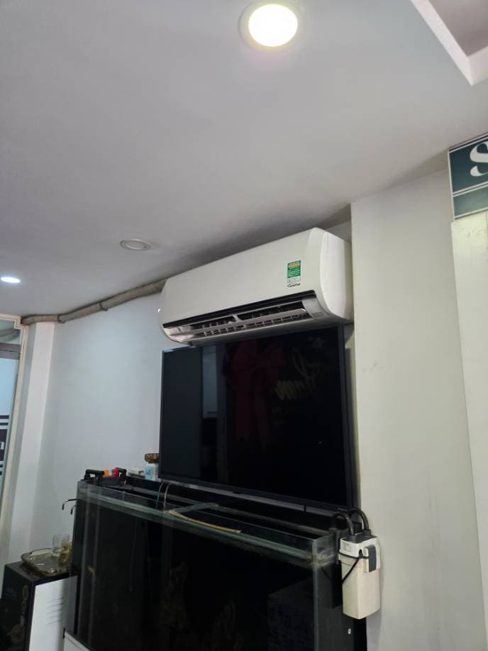Kết quả Nạp gas R32 máy lạnh Sharp Inverter tại TPHCM giá rẻ tại TPHCM — thợ Lê Hữu Lộc