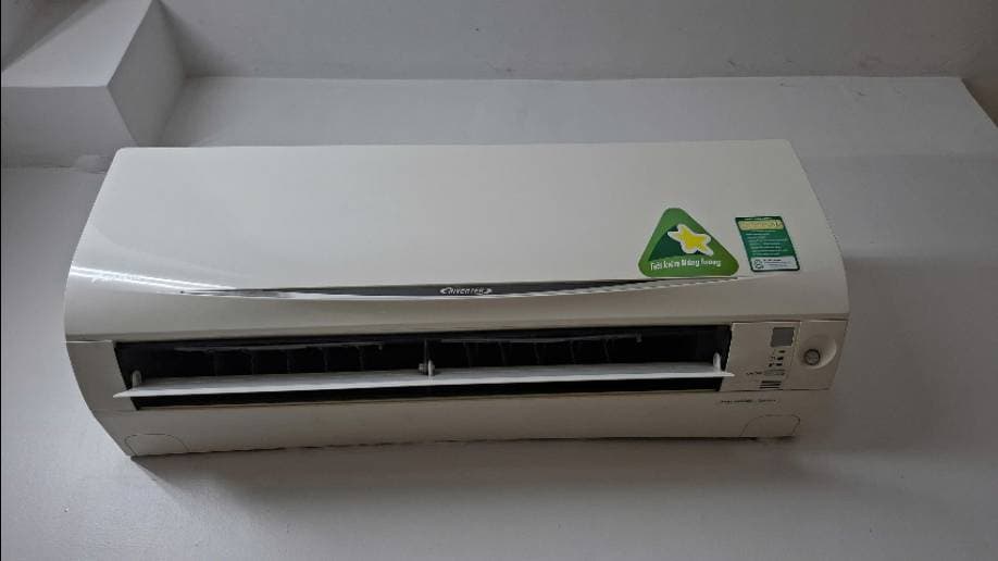 Sau khi hoàn thành sửa máy lạnh treo tường tại P.15, Phú Nhuận — thợ Lê Hữu Lộc