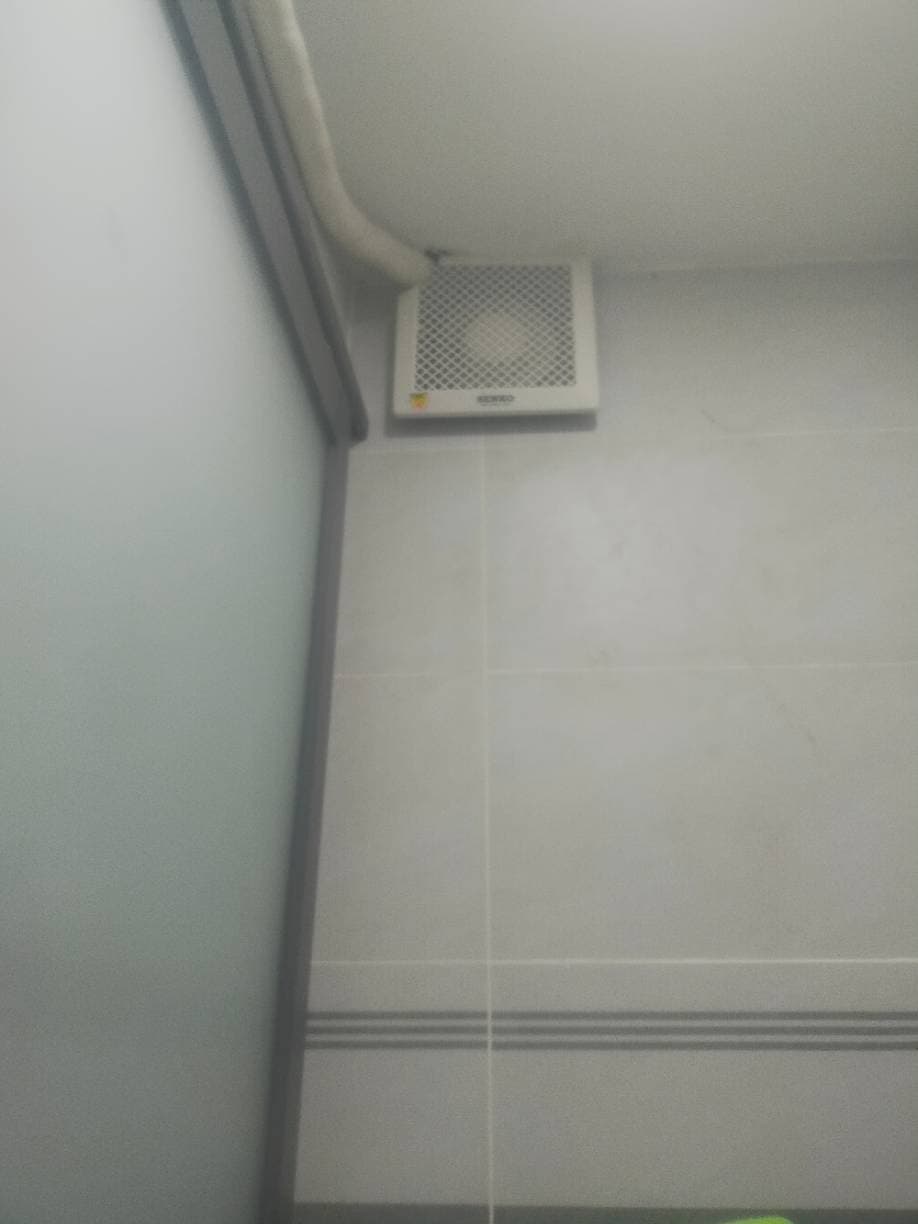 Sau khi hoàn thành sửa quạt hút Senko tại TPHCM — thợ Lê Tuấn