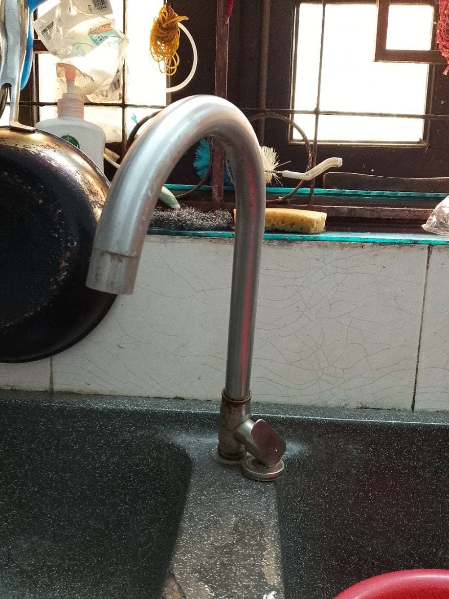 Trước khi sửa: Thay thế vòi rửa chén inox 304 tại nhà khu vực TPHCM tại TPHCM