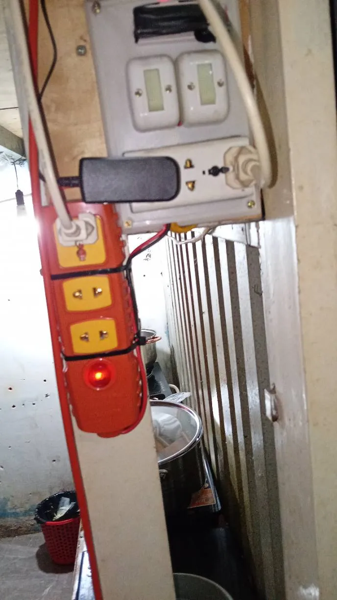 Ảnh sau sửa ca chập cháy ổ cắm khu bếp tại Thủ Đức — đầu dây oxy hóa đã thay mới, chi phí 650.000đ (mã việc 617788842)