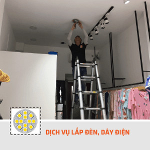 Hoàn thiện lắp đặt một dãy đèn LED âm trần thạch cao thẳng tắp, sáng đều